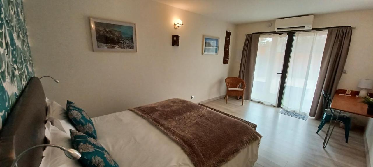 Au Petit Pressoir Bed & Breakfast Givry  Ngoại thất bức ảnh